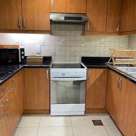 Metro Premium Location Spacious 2 Bedroom Apartment Right Next To The Metro Dubai Exterior photo