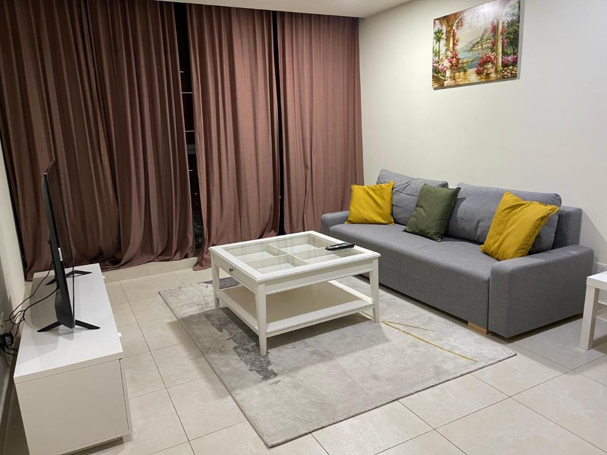 Metro Premium Location Spacious 2 Bedroom Apartment Right Next To The Metro Dubai Exterior photo