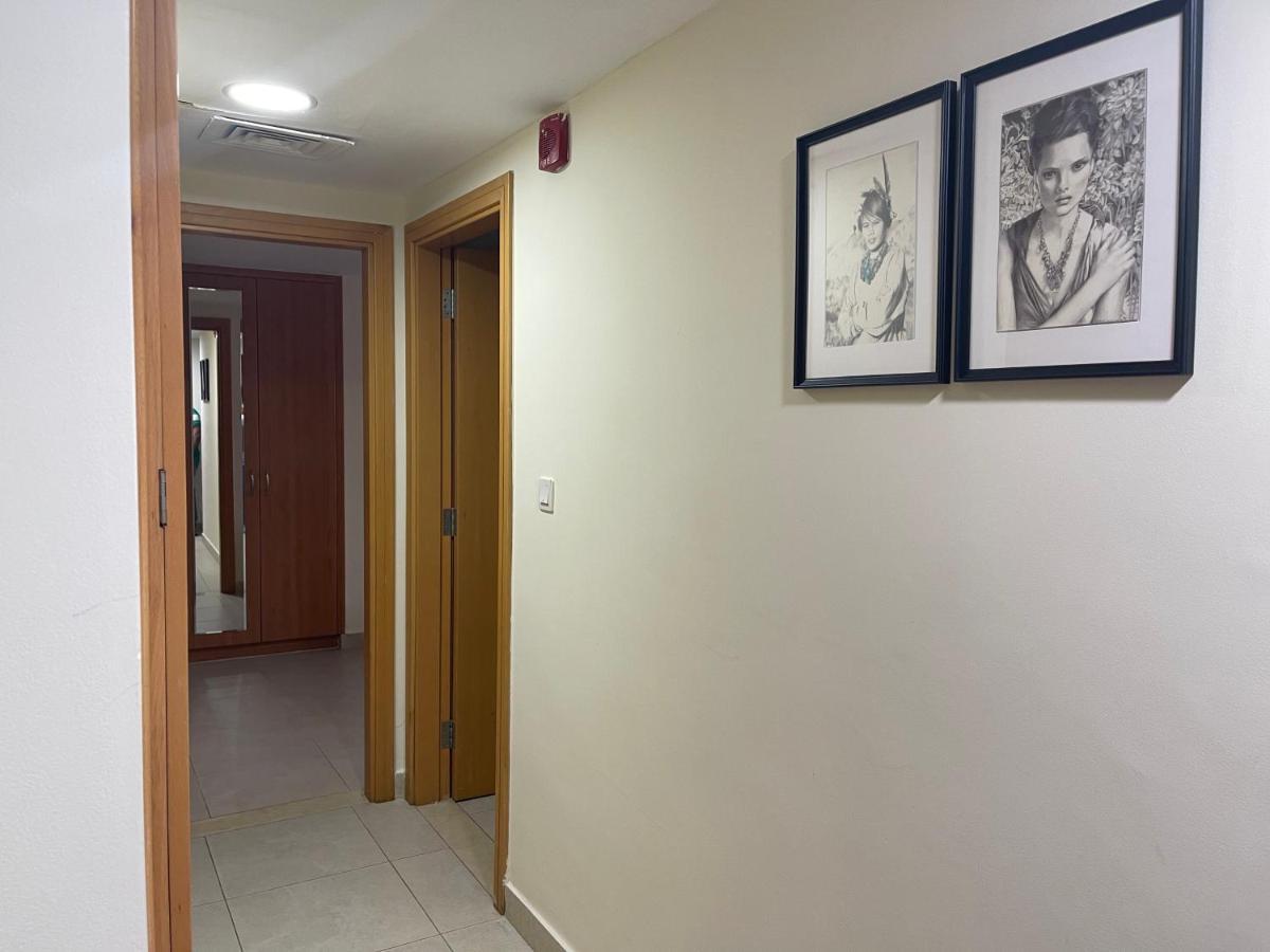 Metro Premium Location Spacious 2 Bedroom Apartment Right Next To The Metro Dubai Exterior photo